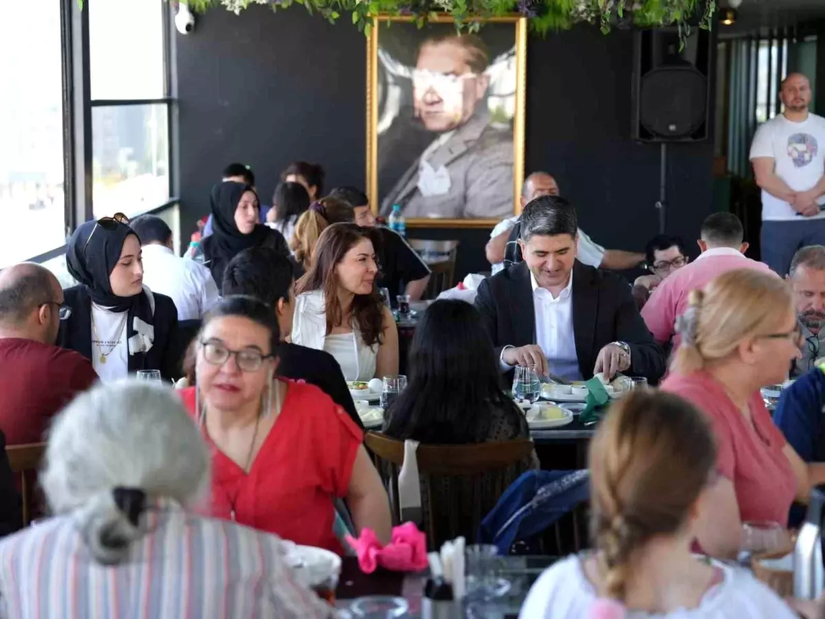 Ataşehir Belediyesi\'nden Engelliler Haftası\'nda Anlamlı Buluşma