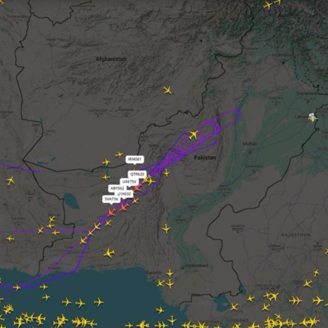 Hindistan, Pakistan'ı füzelerle vurdu! Misilleme anında geldi
