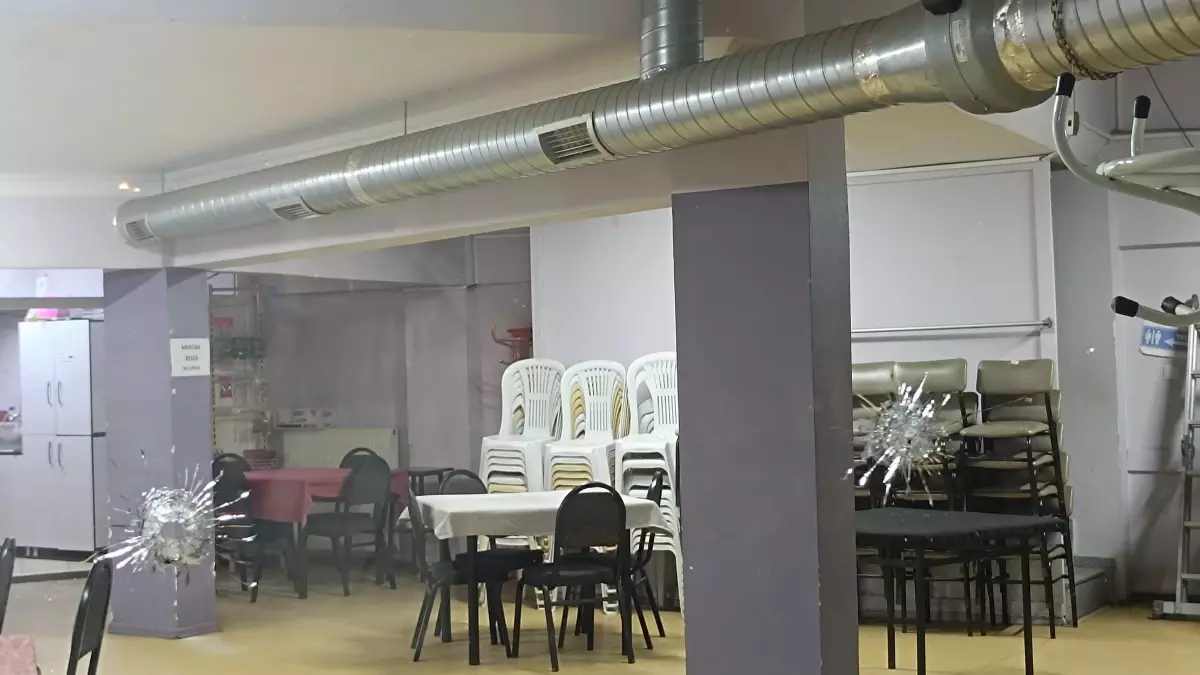 Bursa\'da Kıraathaneye Silahlı Saldırı