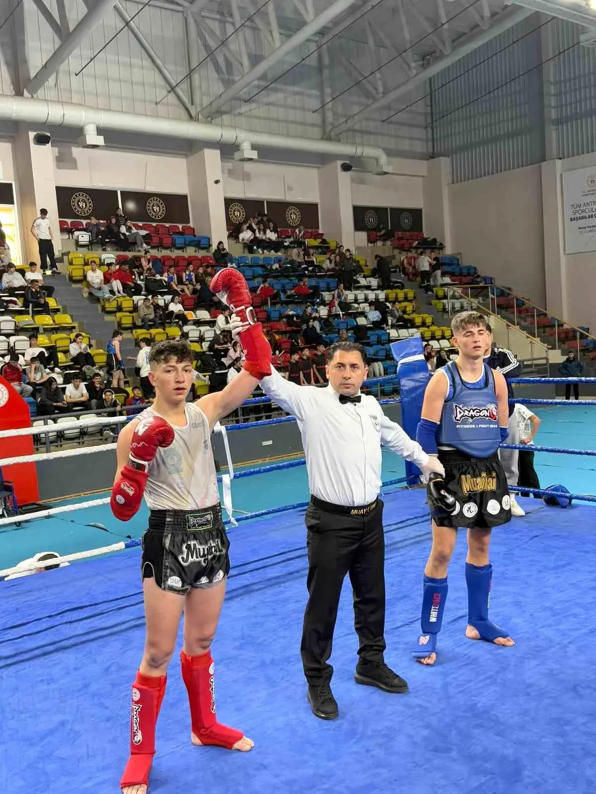 Afyonkarahisar Muay Thai\'de Zirvede