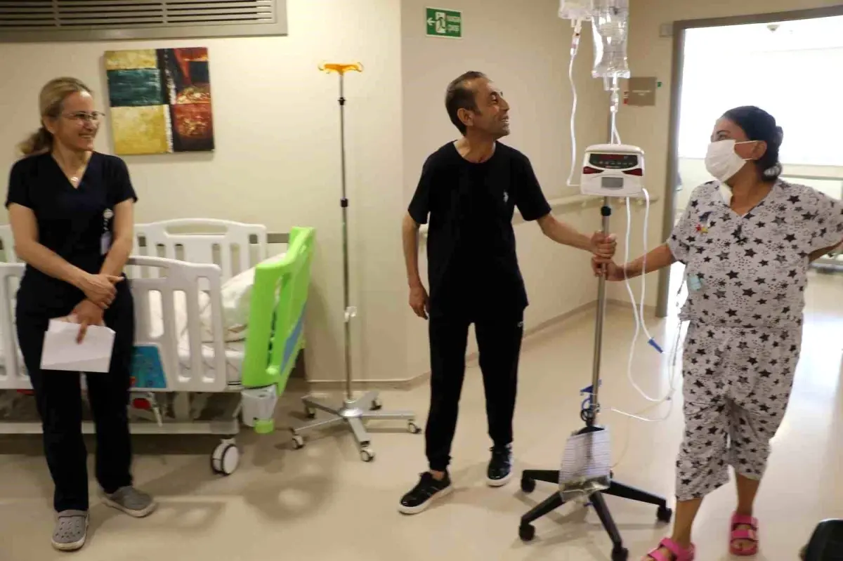 Böbrek Nakliyle Yeniden Hayata Tutuşan Çift