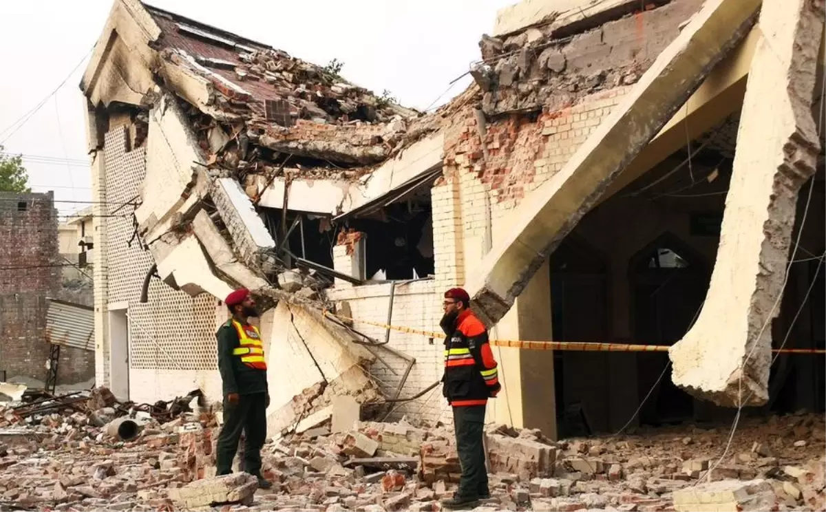 Pakistan- Hindistan Sınırında Çatışma: 26 Ölü