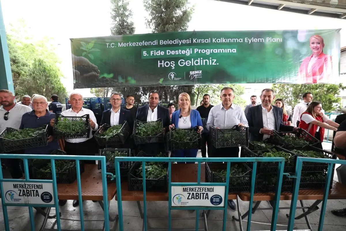 Merkezefendi Belediyesi\'nden Çiftçilere Fide Desteği
