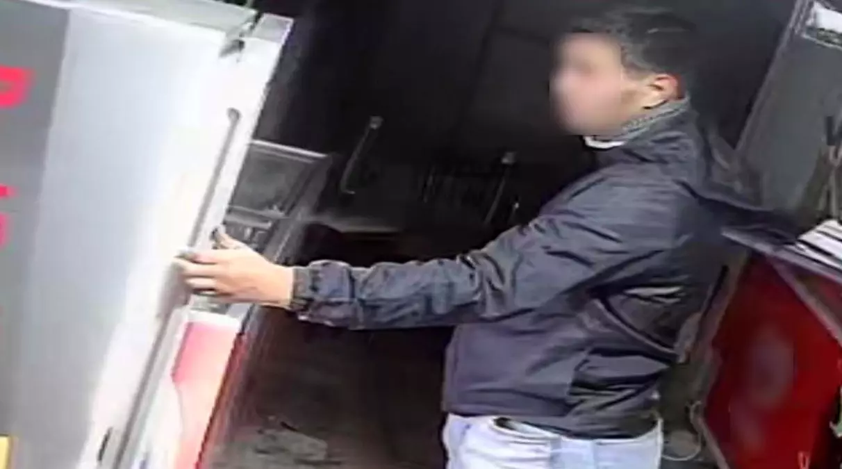 Eskişehir\'de Hırsızlık: Enerji İçecekleri Çalındı