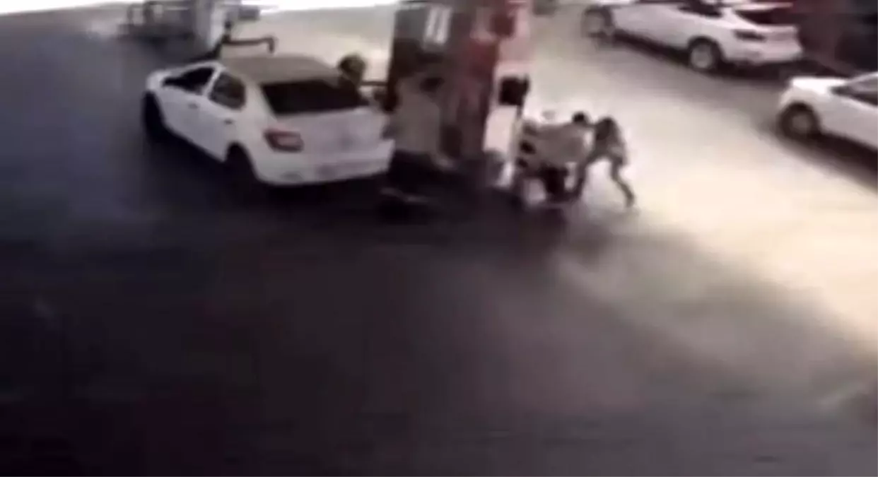 Arnavutköy\'de Bıçaklı Saldırı