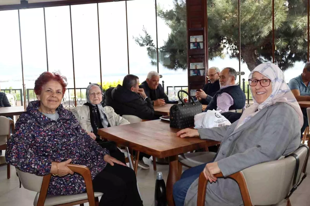 Kocaeli\'de Yaşlılar İçin Huzurlu Sosyal Yaşam Alanı: Saygınlar Kulübü