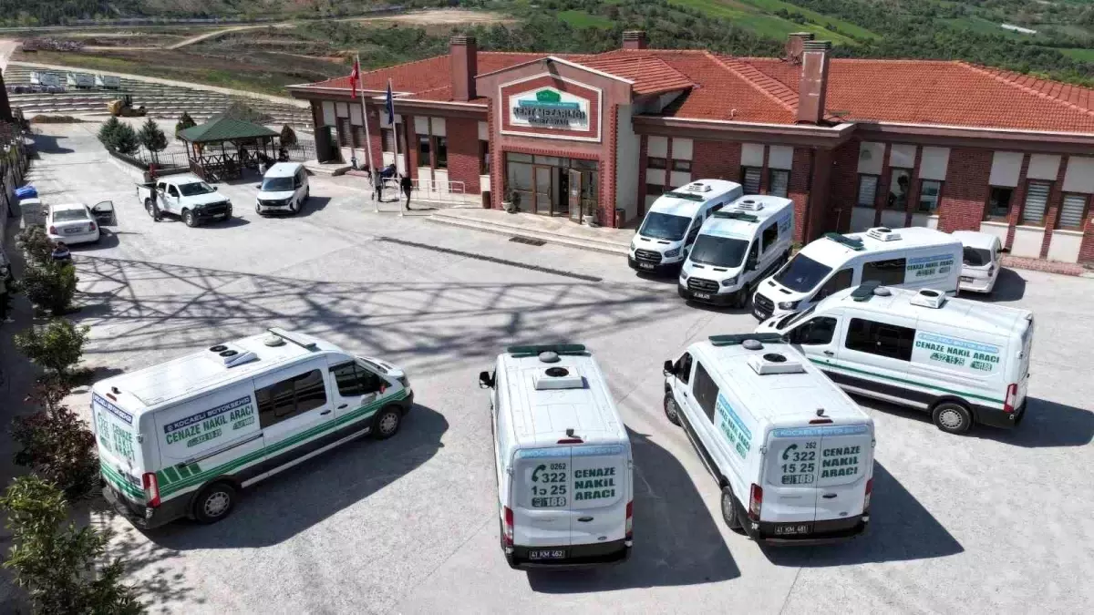 Kocaeli Büyükşehir Belediyesi\'nden Ücretsiz Cenaze Hizmetleri