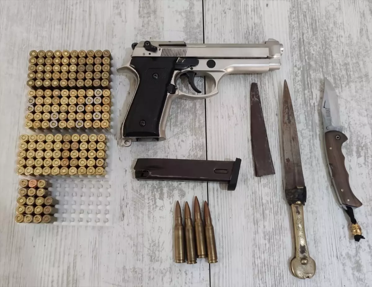 23 İl\'de Silah Kaçakçılığı Operasyonu: 21 Tutuklama