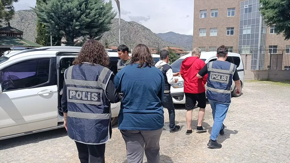 Amasya\'da Altın Kasa Hırsızlığı