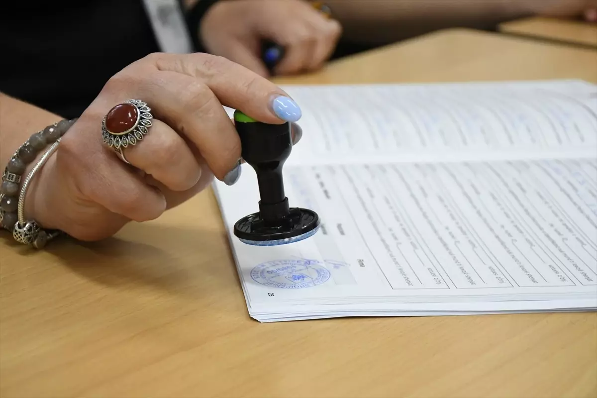 Arnavutluk\'ta Genel Seçim Sona Erdi