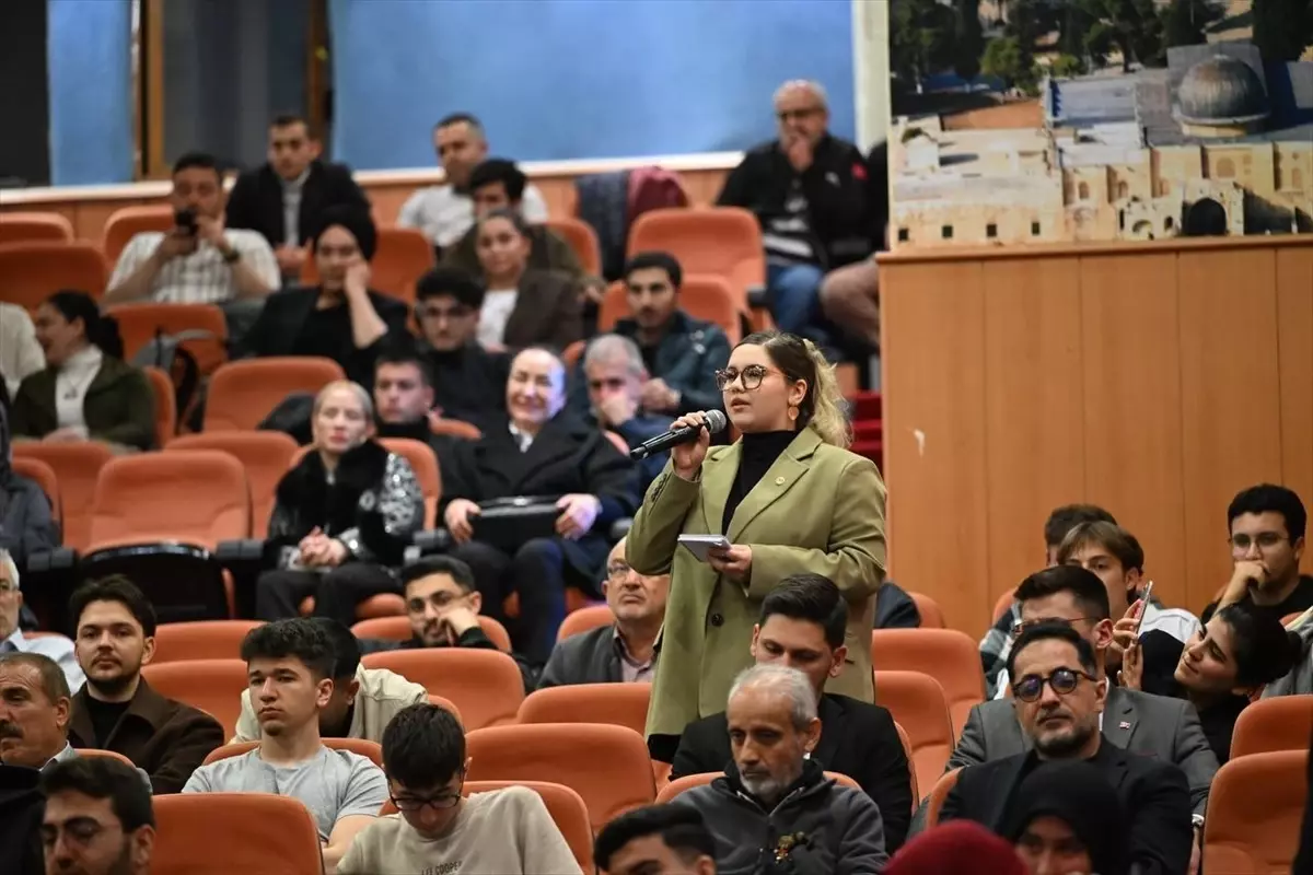 Bakan Kacır, "Türkiye Yüzyılı\'nda Milli Teknoloji Akademisi" programına katıldı Açıklaması