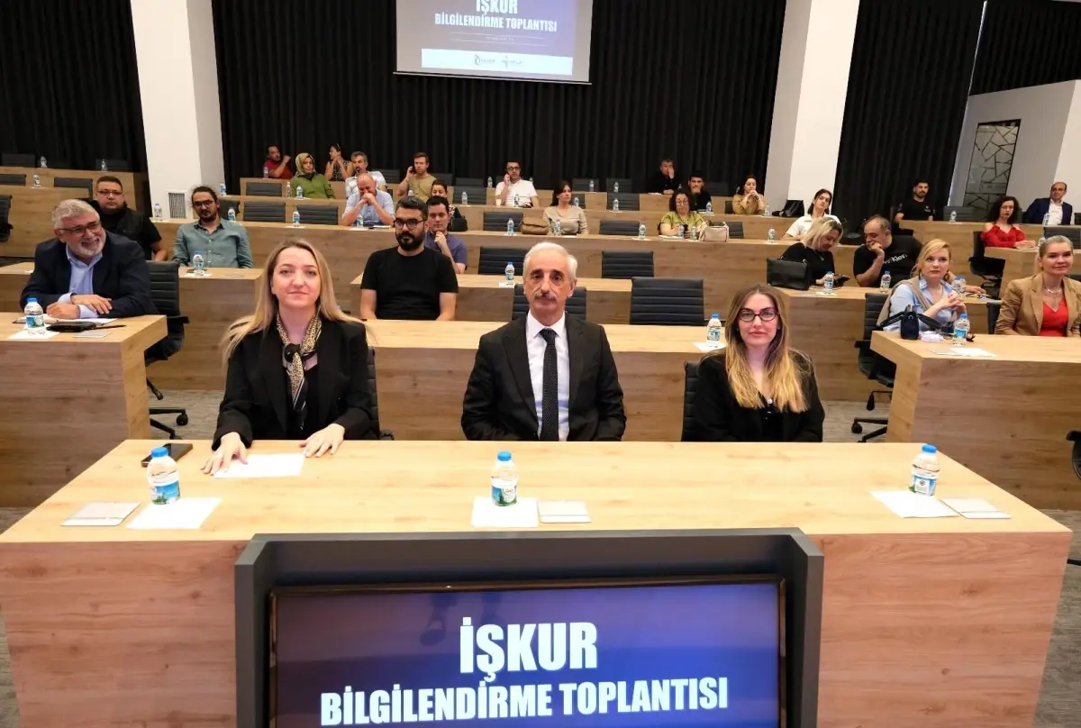 Balıkesir\'de İşverenlere Bilgilendirme Toplantısı