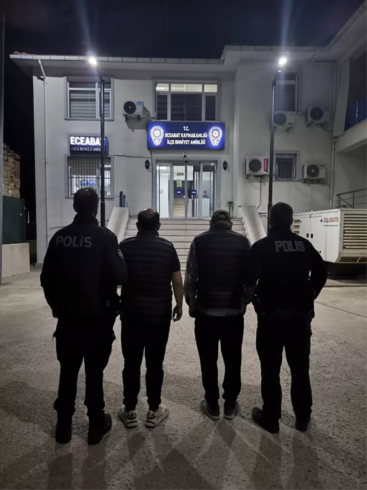Eceabat\'ta Uyuşturucu Operasyonu
