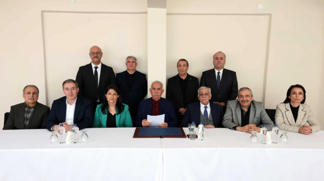 DEM Parti'den PKK kongresiyle ilgili 8 maddelik açıklama: Yeni bir sayfa açılıyor