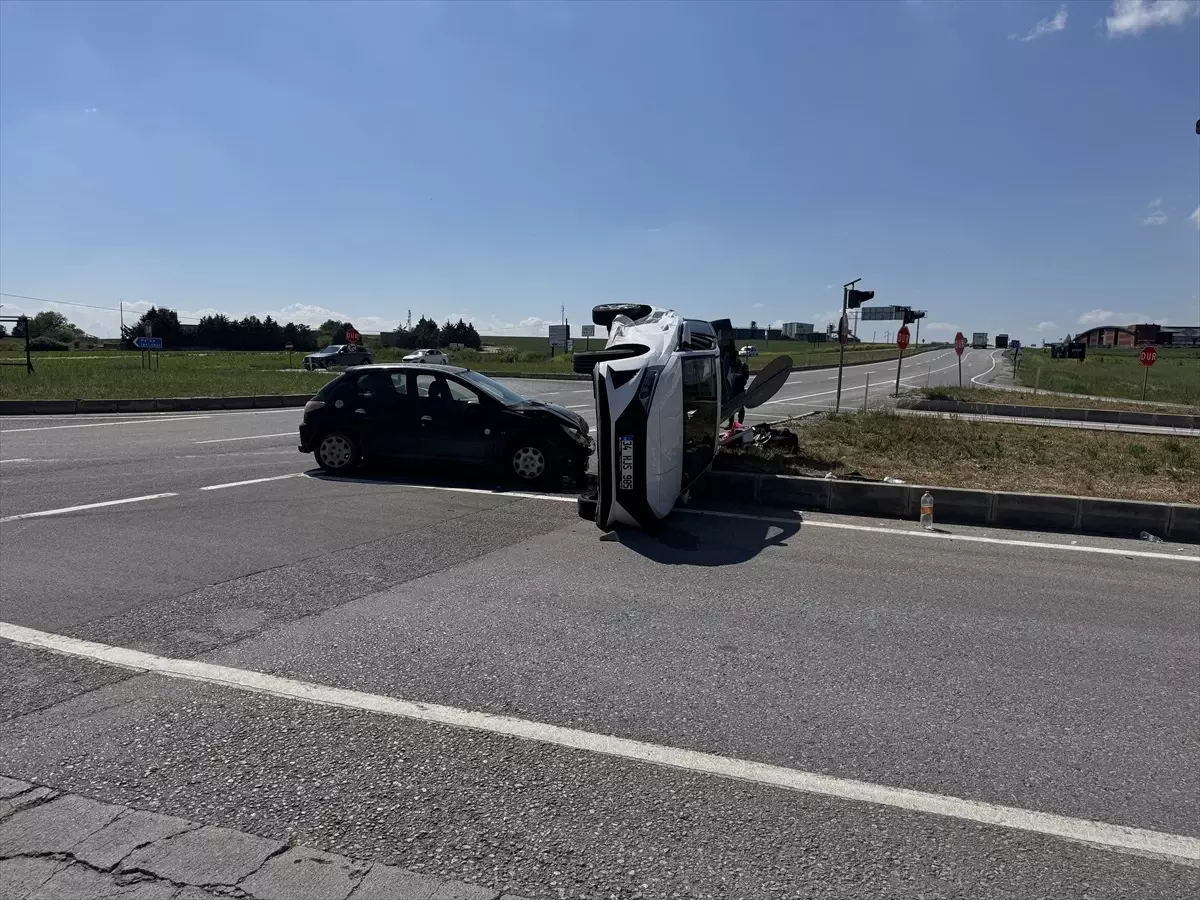 Edirne\'de Trafik Kazası: 5 Yaralı