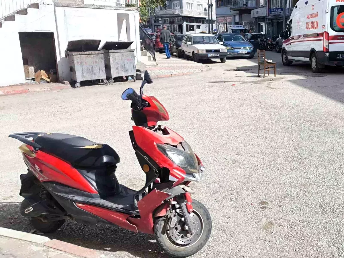 Burdur\'da Trafik Kazası: 2 Yaralı