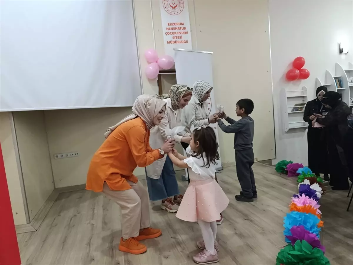 Erzurum\'da koruma altındaki çocuklar, fedakar bakıcılarının Anneler Günü\'nü kutladı