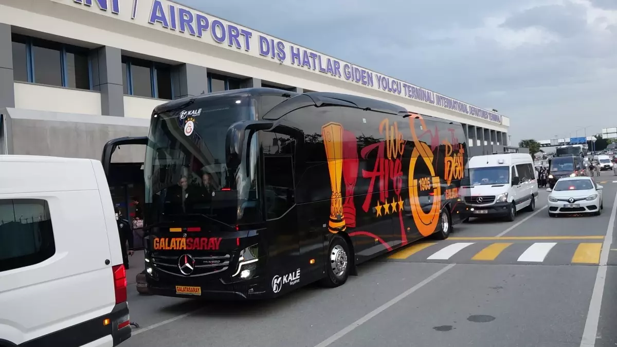 Galatasaray Trabzon\'a Ulaştı