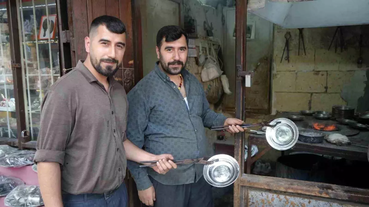 Kalaycılık Mirası İkizlerle Yaşatılıyor