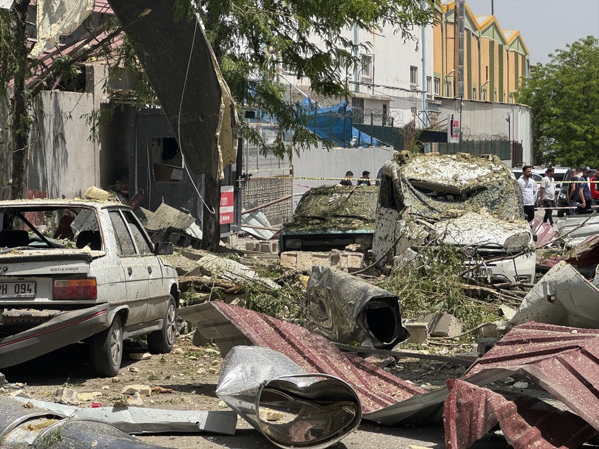 Gaziantep Halı Fabrikasında Patlama: 7 Yaralı