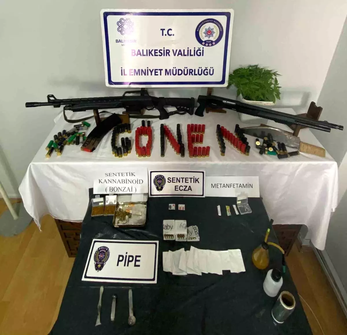 Gönen\'de Uyuşturucu ve Silah Operasyonu