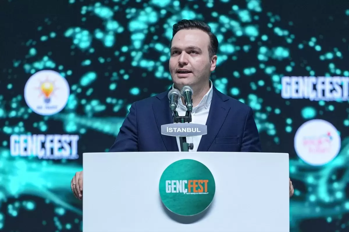 İstanbul\'da "GENÇFEST: Bir Gençlik Festivali" düzenlendi