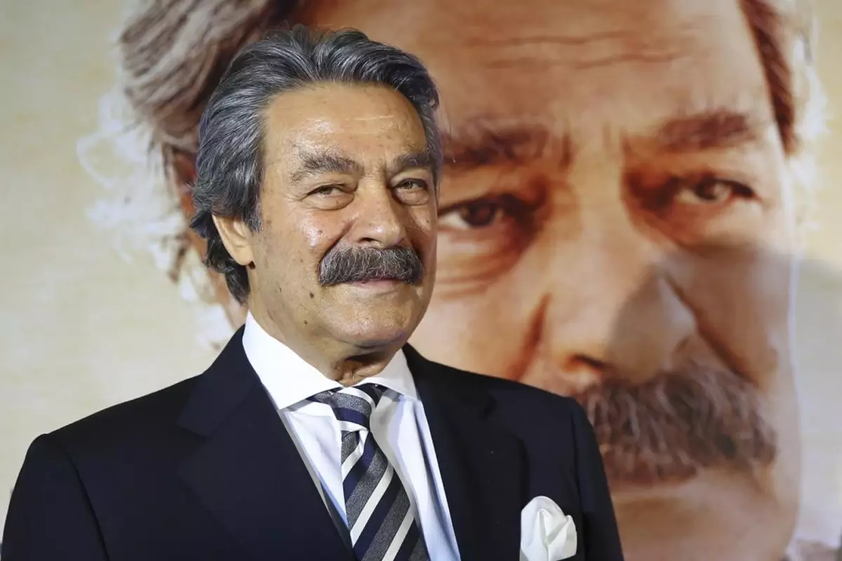 Kadir İnanır, Hülya Koçyiğit ve eşi Selim Soydan\'a dava açtı