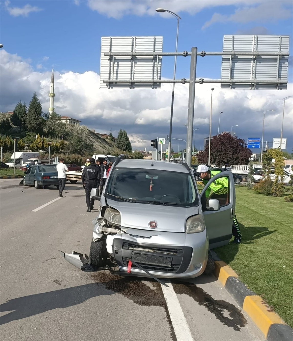 Karabük\'te Trafik Kazası: 2 Yaralı