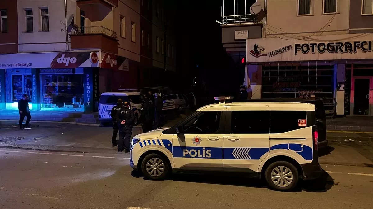 Kayseri\'de Alkollü Sürücü Otoparkta Kaza Yaptı