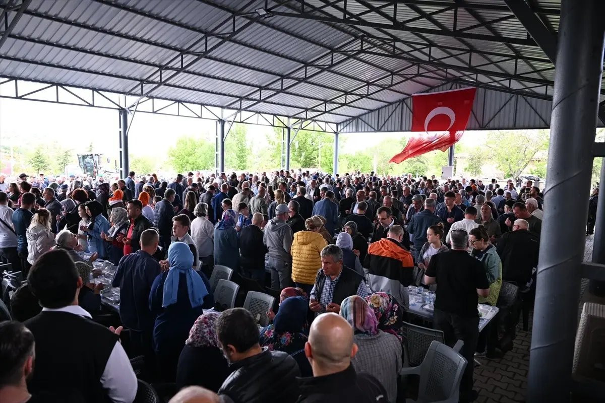 Vali Uğur Turan\'dan Yağmur ve Şükür Duası