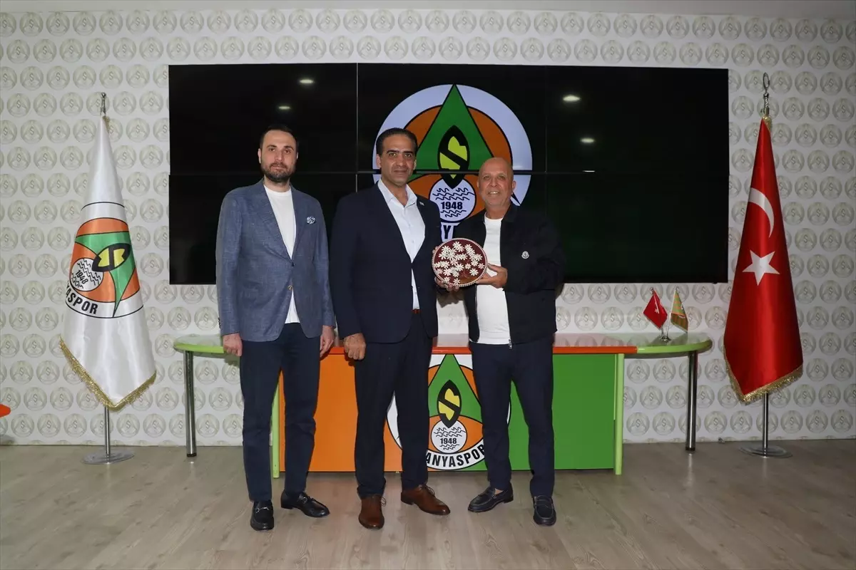 Bakan Gardiyanoğlu\'ndan Taziye Ziyareti