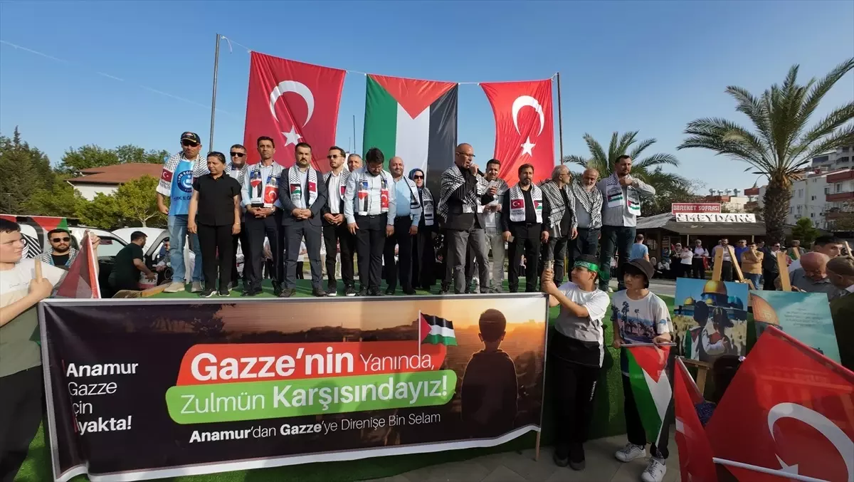 Anamur\'da Filistin\'e Destek Yürüyüşü