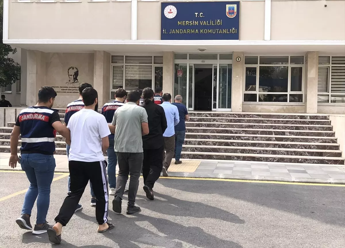 DEAŞ Operasyonunda 10 Gözaltı, 2 Tutuklama