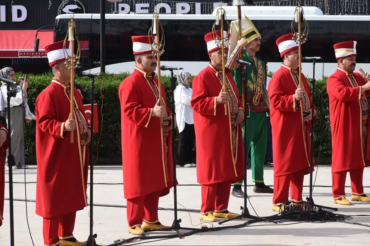 Mehteran Birliği Malatya\'da Konser Verdi