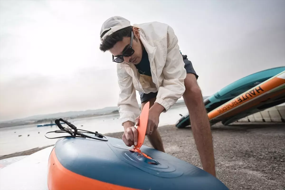 Mogan Gölü\'nde Sup Board Eğitimi
