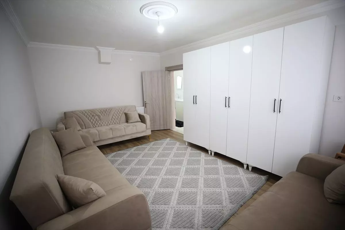 Engelli Kardeşlerin Evi Onarıldı