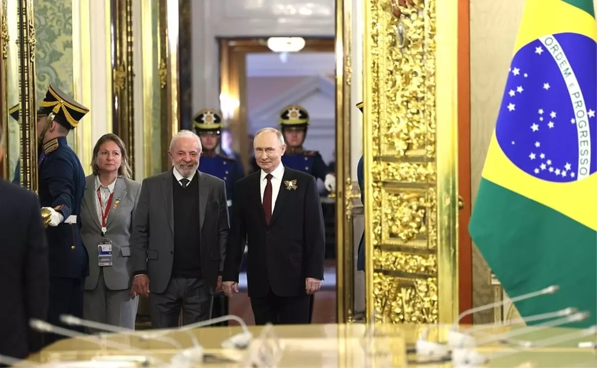 Putin ve Lula, ABD Tarifelerini Görüştü