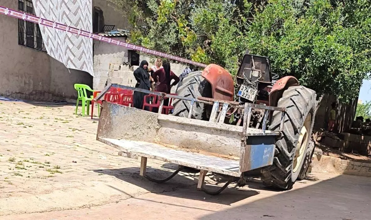Traktör Kazasında Bebek Hayatını Kaybetti