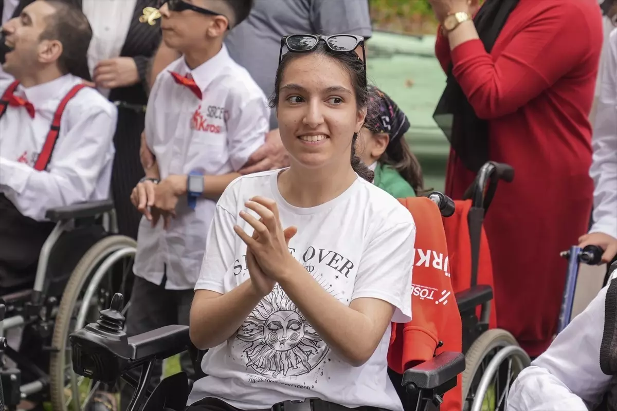 Serebral Palsili Çocuklar Şenliği Başkent\'te