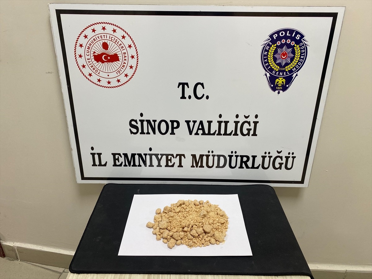 Sinop\'ta Uyuşturucu Operasyonu: 3 Tutuklama