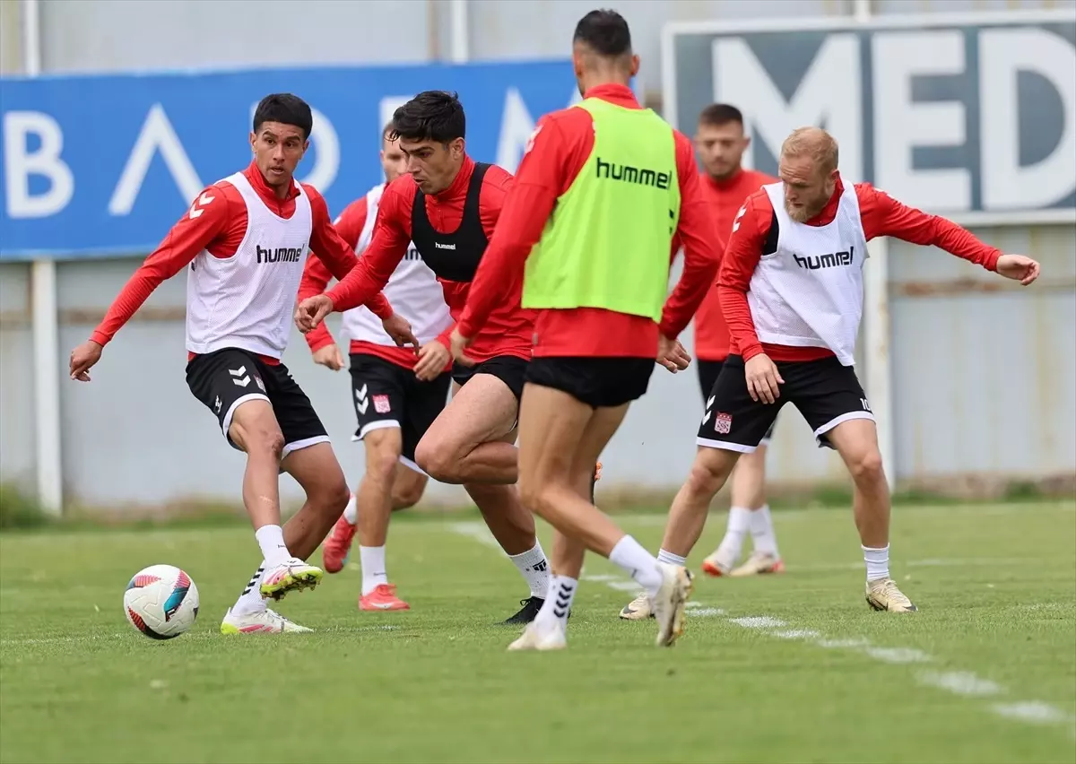 Sivasspor Samsunspor Maçına Hazırlanıyor