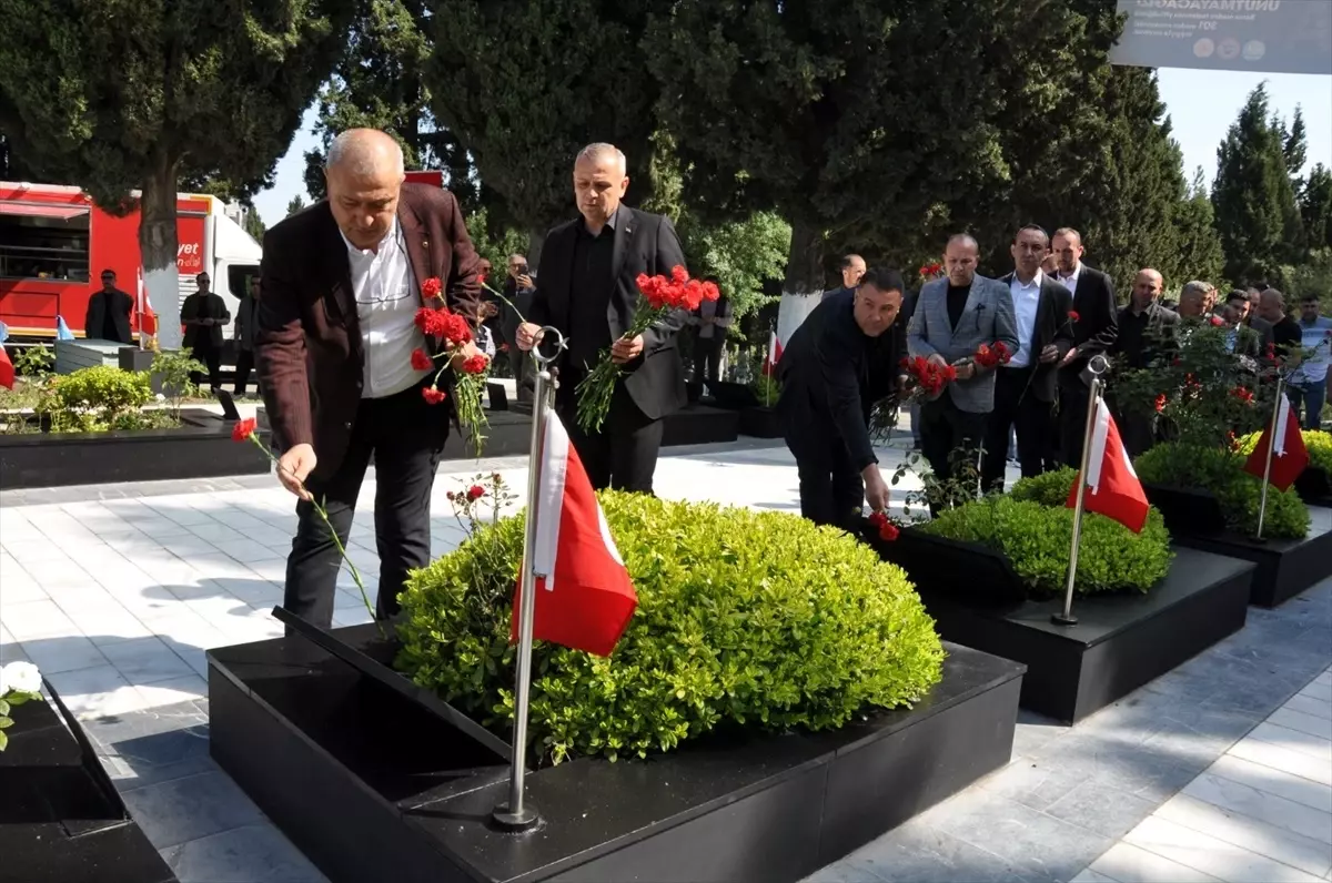 Soma\'daki maden faciasında hayatını kaybedenler olayın 11. yılında anılıyor