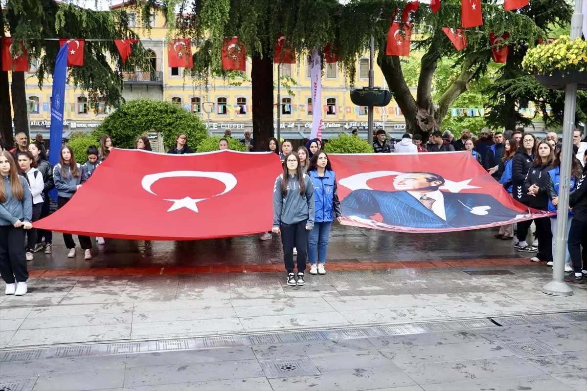 Trabzon\'da Gençlik Yürüyüşü gerçekleştirildi