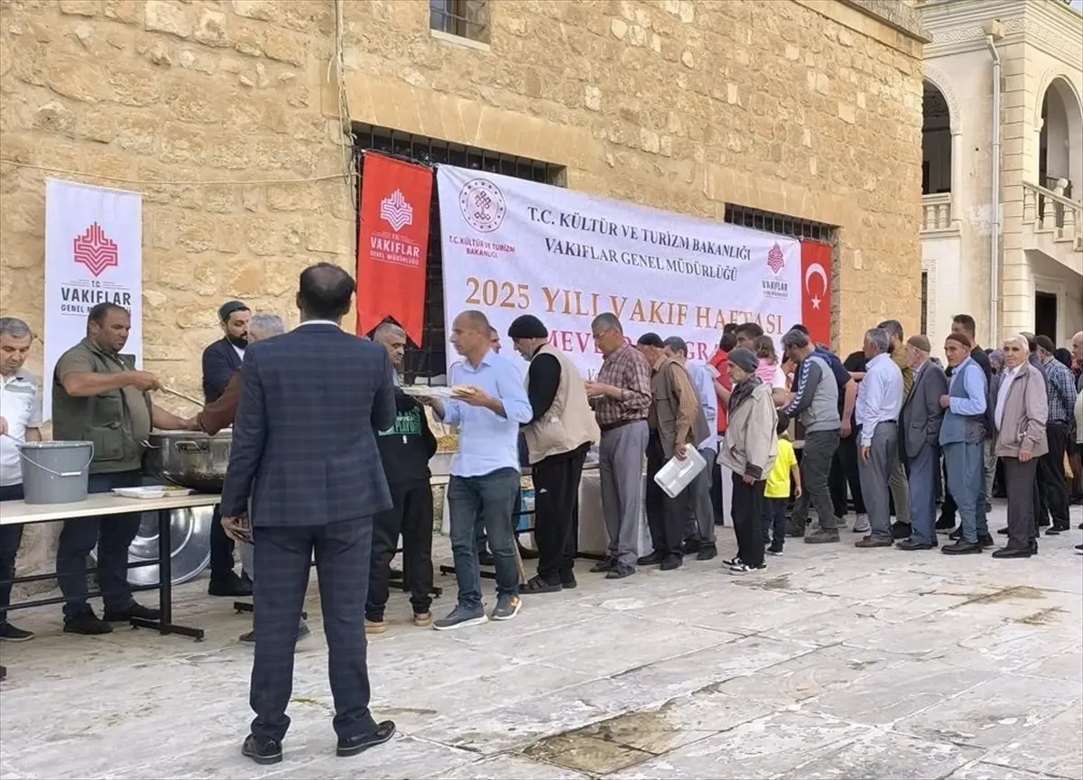 "Vakıf Haftası" dolayısıyla Diyarbakır, Mardin, Batman ve Bingöl\'de mevlit okutuldu
