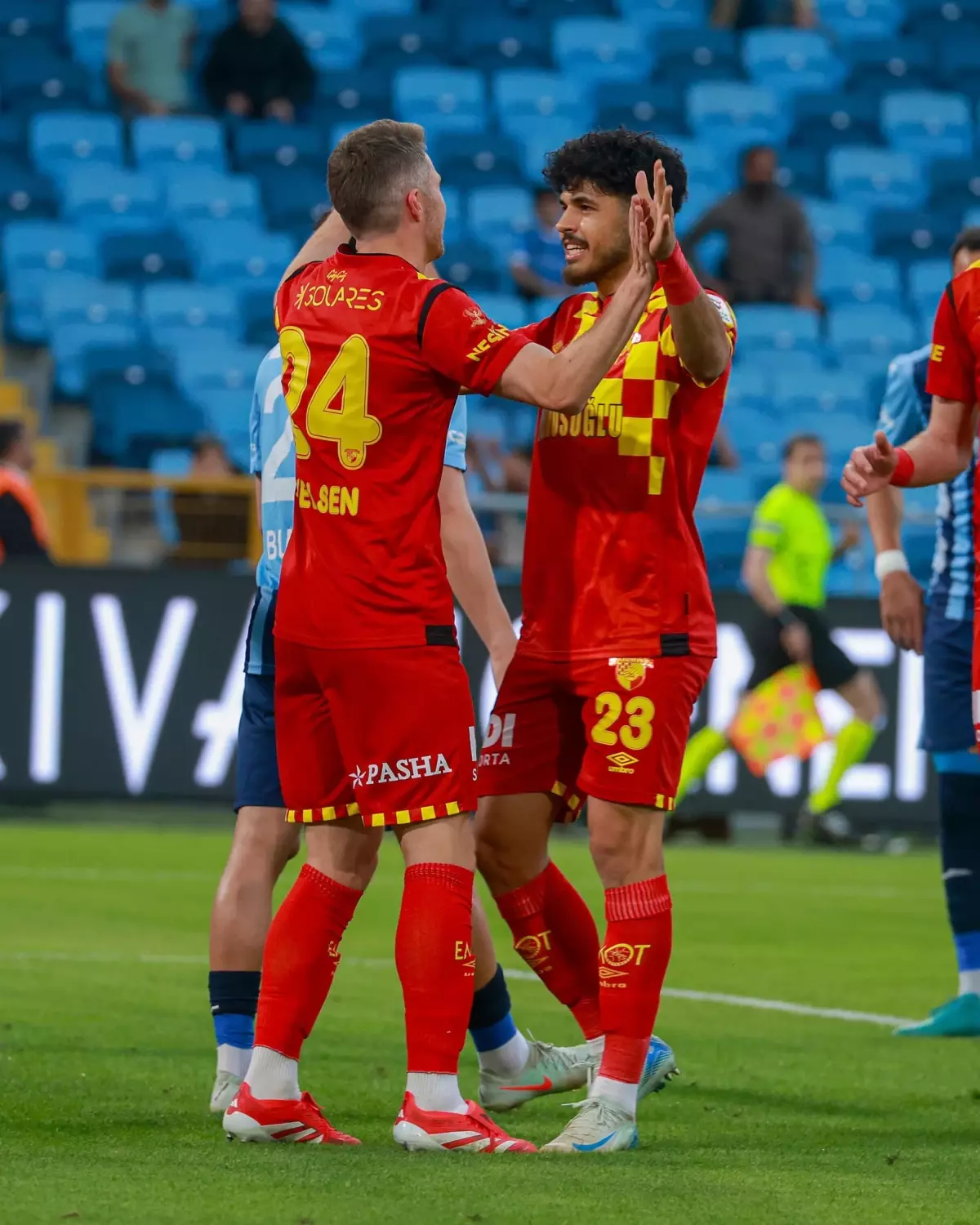 Göztepe, Hatayspor\'u Konuk Ediyor