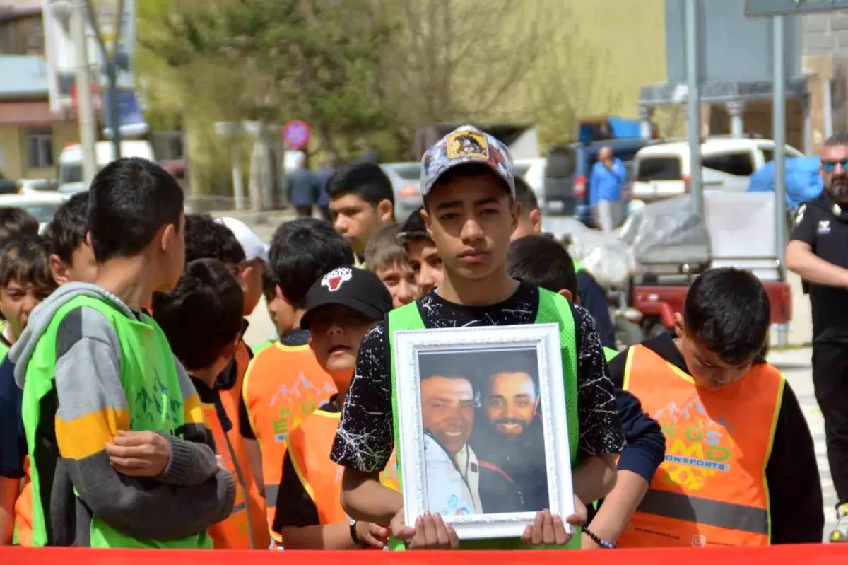 Usta Ailesi İçin Anma Yürüyüşü