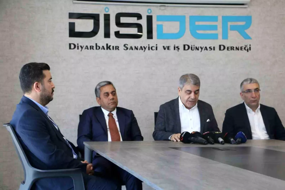 "Terörsüz bir Türkiye, siyasal bir kazanım değil; ekonomik, sosyal ve insani bir devrimdir"