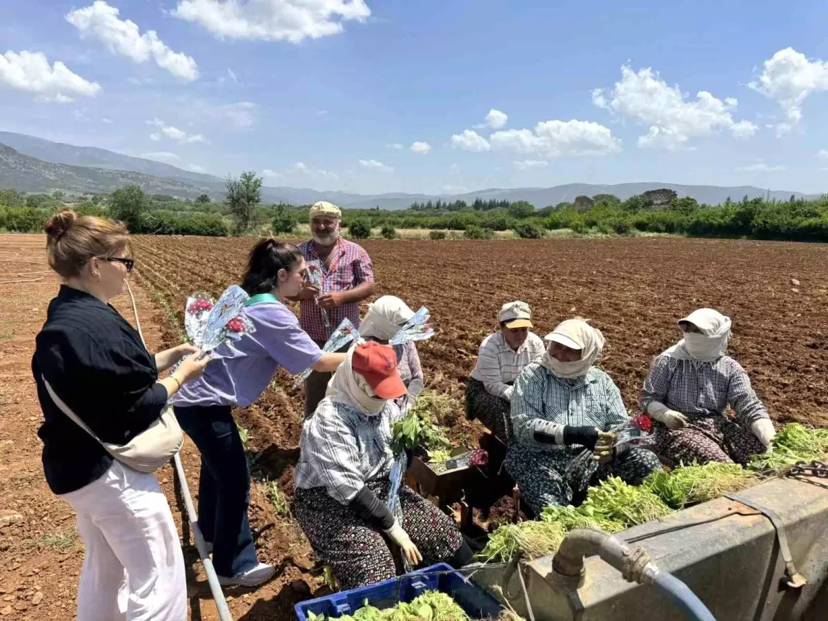 Karacasu Belediyesi\'nden Anneler Günü Etkinliği