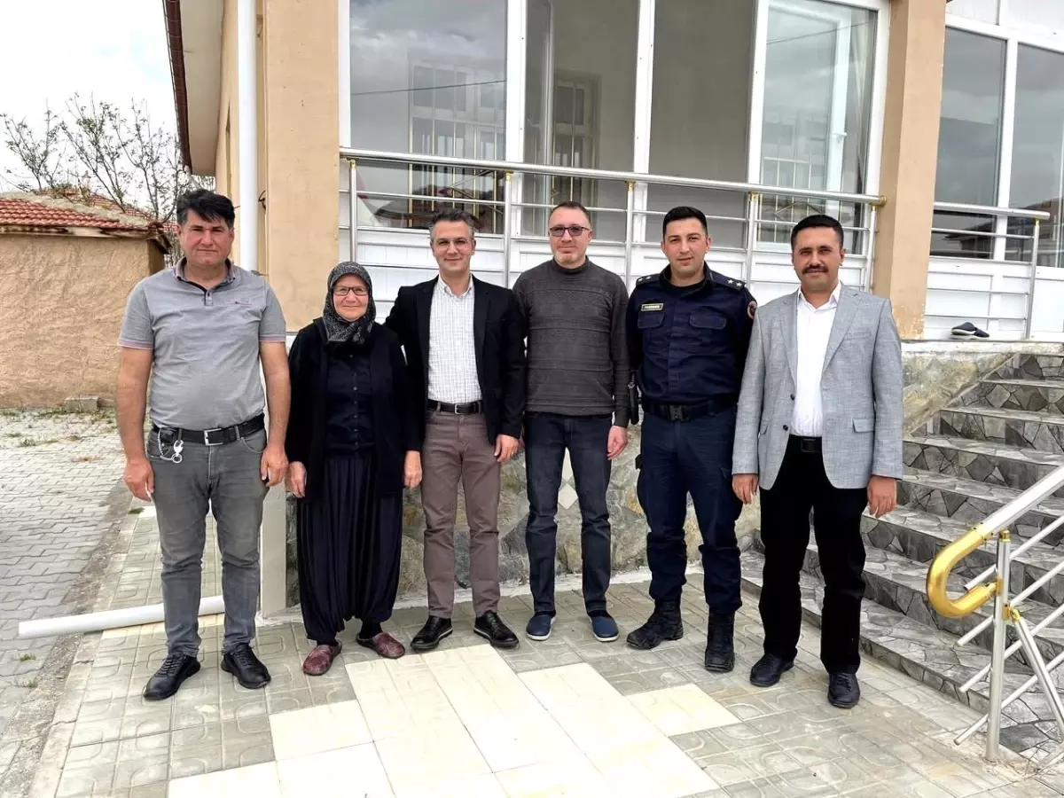 Kulu\'da şehit annesine Anneler Günü ziyareti