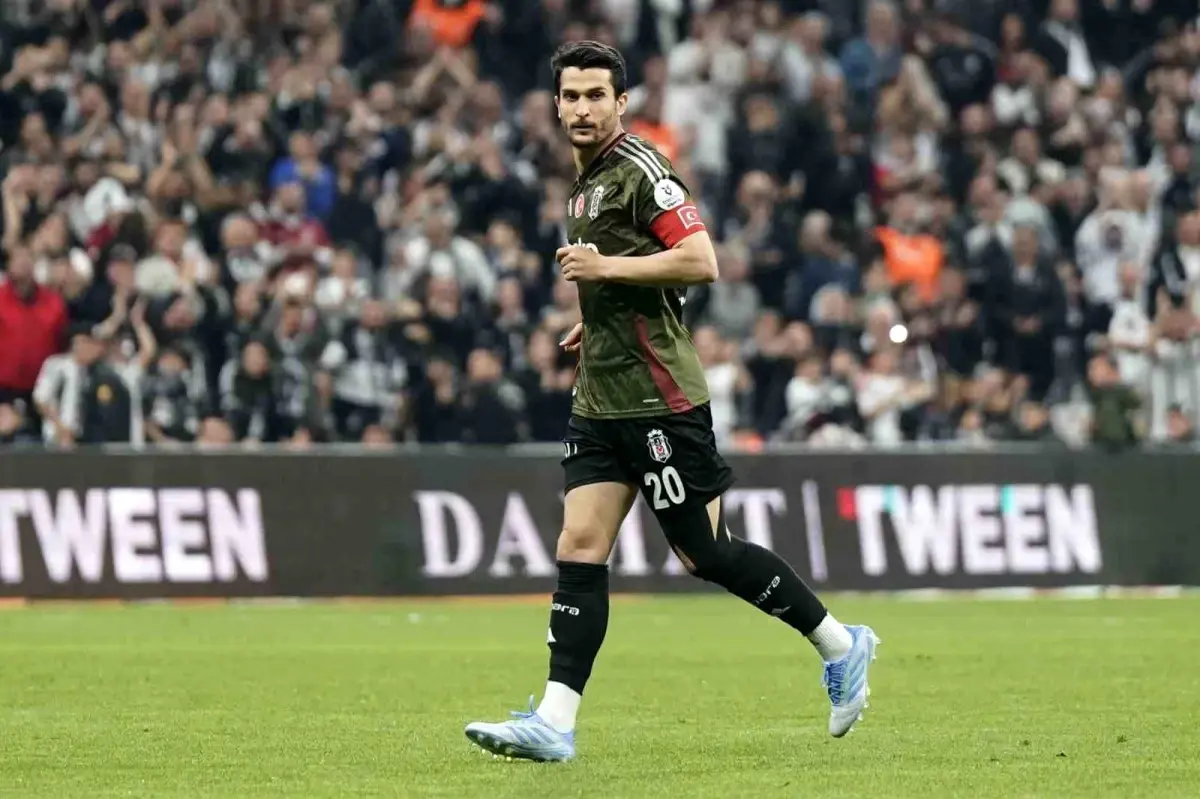 Necip Uysal, 274 Gün Sonra Saha\'da
